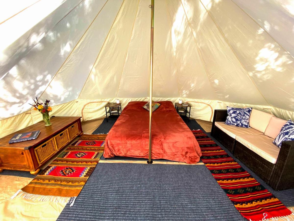 Glamping In The Redwoods With A Hot Tub! Hotel Garberville Exterior photo